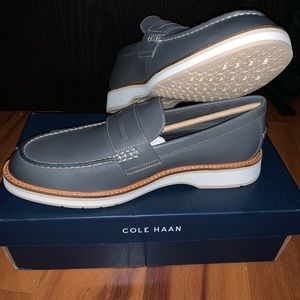 Men’s Cole Haan Grand Osborn Penny Loafer in Magnet Sz 10